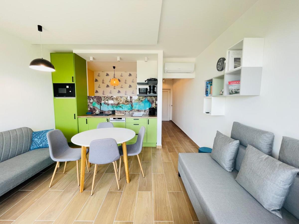 Balatonalmádi Panorama Superior Apartments - Pool, Garden, Parking מראה חיצוני תמונה