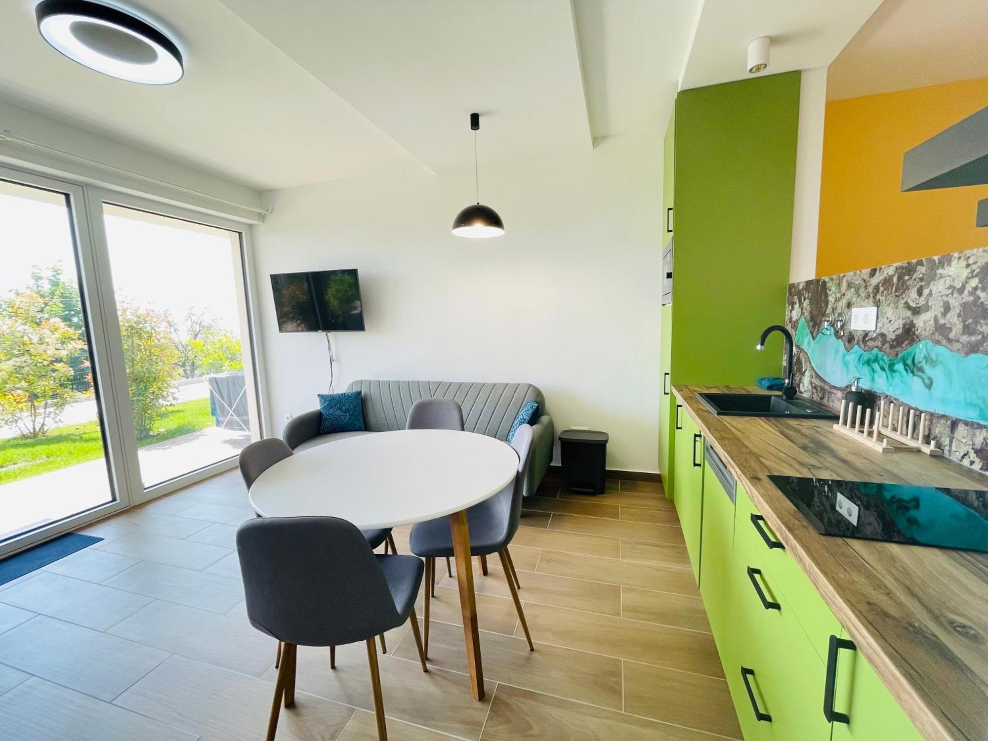 Balatonalmádi Panorama Superior Apartments - Pool, Garden, Parking מראה חיצוני תמונה