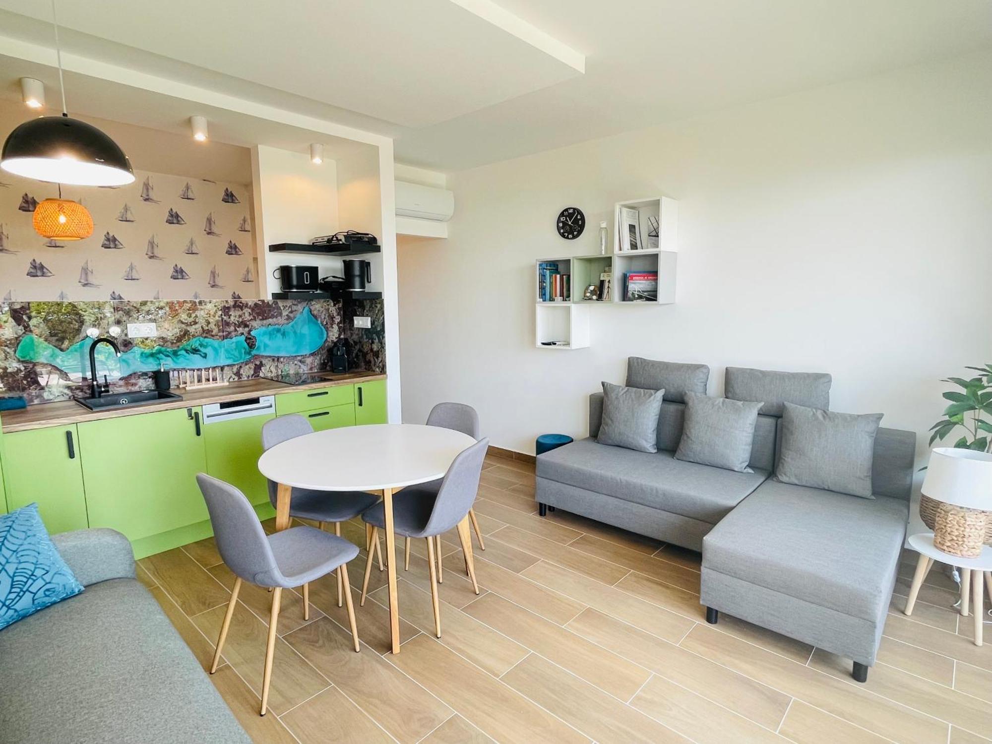 Balatonalmádi Panorama Superior Apartments - Pool, Garden, Parking מראה חיצוני תמונה